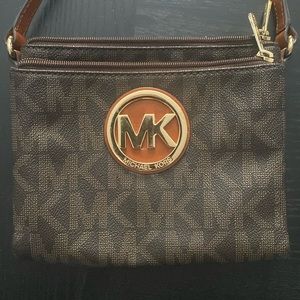 Michael Kors Crossbody. Authentic